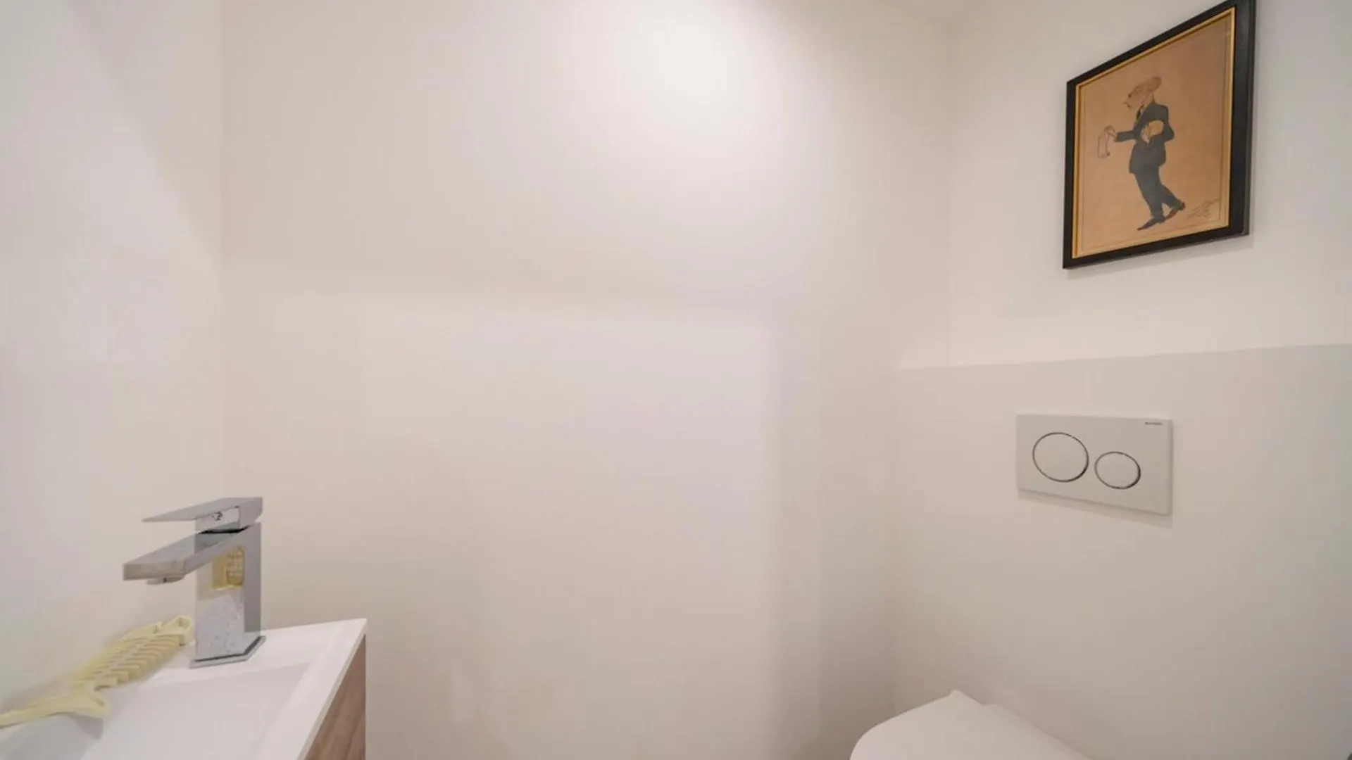 Very Nice 3 Bedrooms Apartment In The Heart Of Downtown Cannes Francie